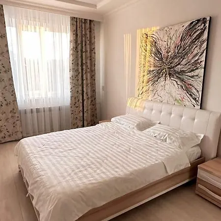 Luxe Apartments On Stepnoy Karaganda Exterior photo